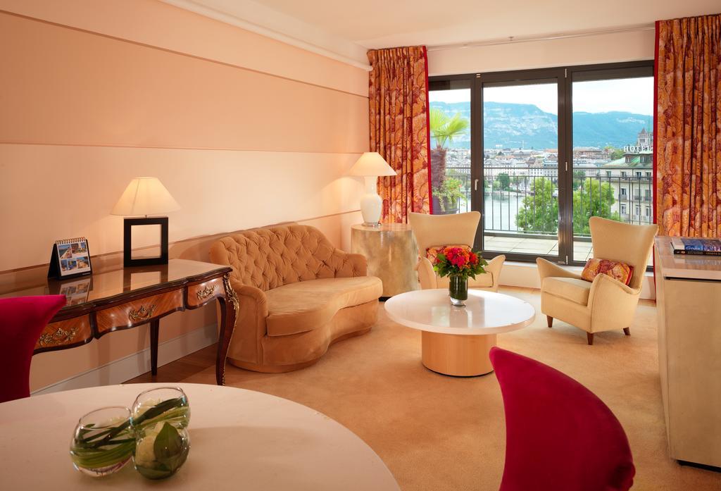 Le Richemond Hotel Geneva Bagian luar foto